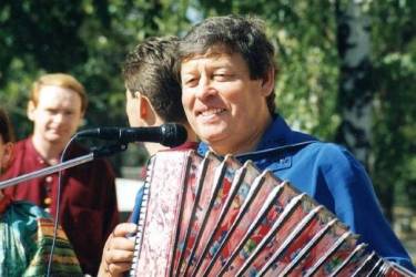 «Живите, люди добрые» (75 лет со дня рождения Г.Д. Заволокина (1948-2001), композитора, баяниста), музыкальный путеводитель